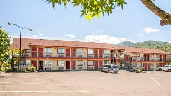 Econo Lodge | Oregon - Medford (ve civarı) - Ashland