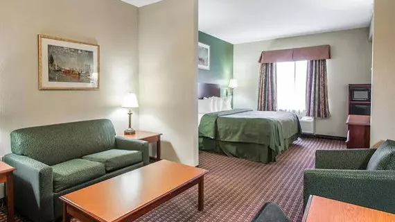 Quality Inn & Suites | Alabama - Jackson (ve civarı) - Thomasville