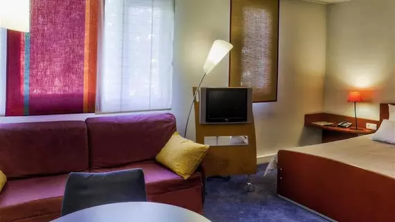 Suite Novotel Clermont Ferrand Polydome | Auvergne-Rhone-Alpes - Puy-de-Dome (bölge) - Clermont-Ferrand