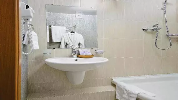 ApartHotel Iris | Novosibirsk Federal Bölgesi - Novosibirsk - Novosibirsk Kent Merkezi