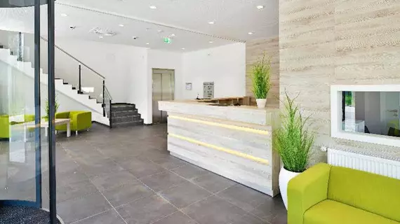 NOVINA Sleep Inn Herzogenaurach | Bavyera - Orta Franconia