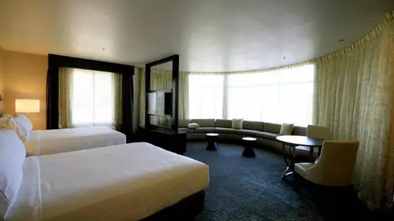 Holiday Inn Express & Suites Anaheim Resort Area | Kaliforniya - Orange County - Anaheim - Anaheim Resort