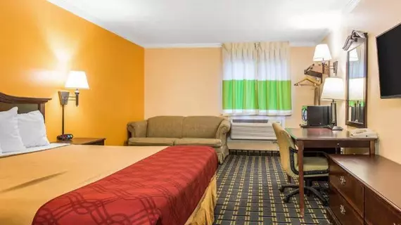 Econo Lodge Milldale-Southington | Connecticut - New Haven (ve civarı) - Plantsville