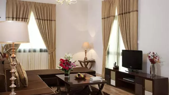 Al Waleed Palace Hotel Apartments - Oud Metha | Dubai - Dubai