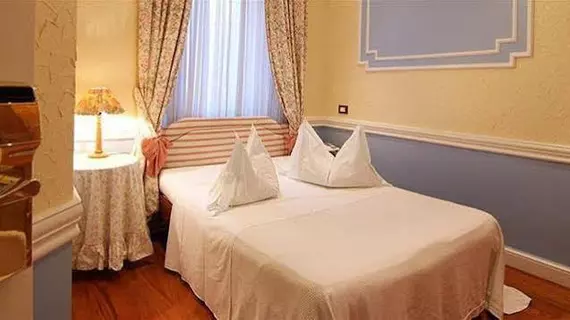 Hotel Marghera | Lazio - Roma (ve civarı) - Roma Kent Merkezi - Rione XVIII Castro Pretorio