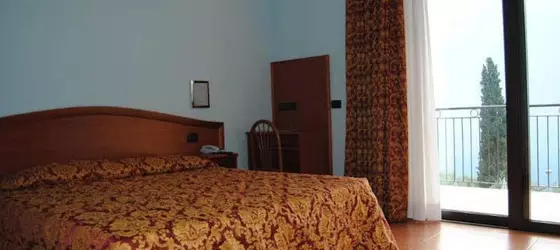 Hotel Mercedes | Lombardy - Brescia (il) - Limone sul Garda