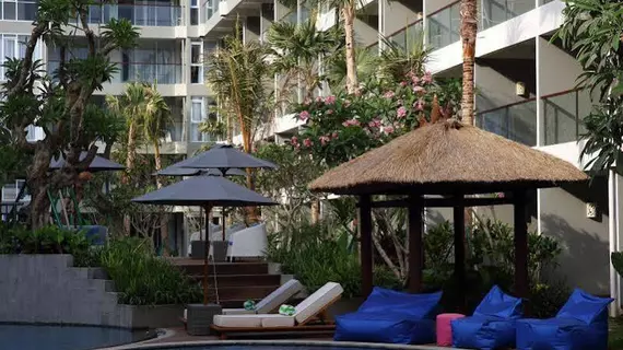 Ramada Encore Bali Seminyak | Bali - Badung - Günbatımı Yolu