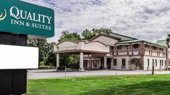 Quality Inn and Suites | Pensilvanya - Bucks County - Allentown (ve civarı) - Quakertown