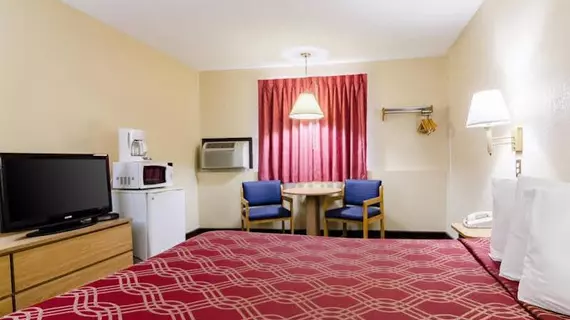 Econo Lodge Junction City | Kansas - Grandview Plaza