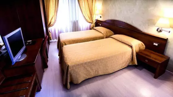 Agape Hotel | Lombardy - Milano (ve civarı) - Milano