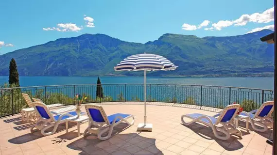 Hotel Mercedes | Lombardy - Brescia (il) - Limone sul Garda