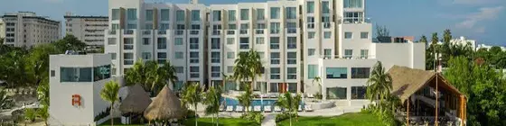 Real Inn Cancún by Camino Real | Quintana Roo - Benito Juárez - Cancun (ve civarı) - Oteller Bölgesi - Avenida Kukulkan