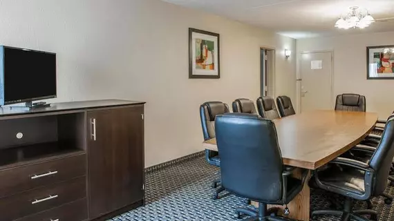 Quality Inn Terre Haute | Indiana - Terre Haute (ve civarı) - Terre Haute