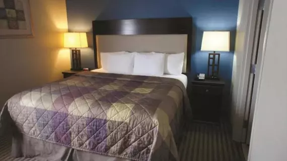 La Quinta Inn & Suites Broussard/Lafayette | Louisiana - Lafayette (ve civarı) - Broussard