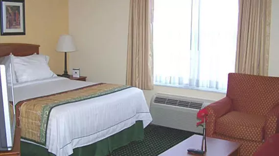 TownePlace Suites St Charles | Missouri - St. Louis (ve civarı) - St. Charles