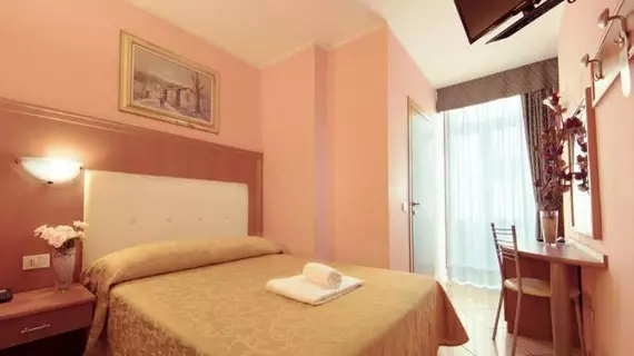 Hotel Brianza | Lombardy - Milano (ve civarı) - Milano - Merkez İstasyonu