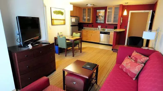 Residence Inn Lexington Keeneland/Airport | Kentucky - Lexington (ve civarı) - Lexington