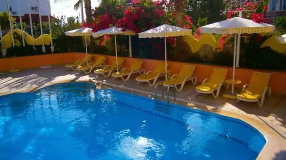 Belturk Apart Hotel | Antalya - Side