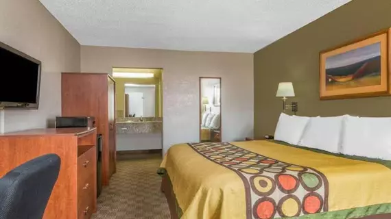 Super 8 Metairie | Louisiana - New Orleans (ve civarı) - Metairie