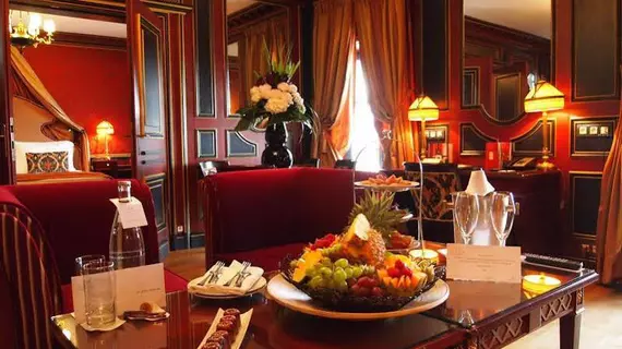 Grand Hotel de Bordeaux & Spa | Nouvelle-Aquitaine - Gironde (bölge) - Bordeaux (ve civarı) - Bordo - Bordo Kent Merkezi