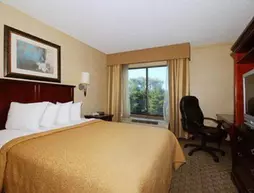 Quality Inn & Suites Bensalem | Pensilvanya - Bucks County - Philadelphia (ve civarı) - Bensalem