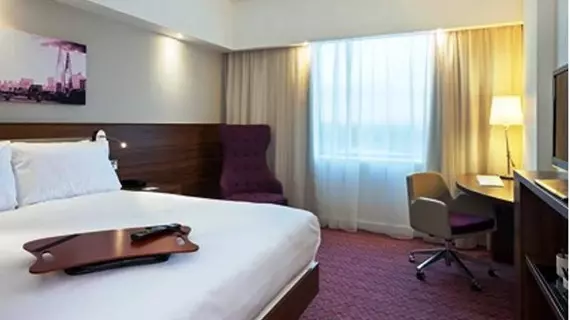 Hampton by Hilton London Gatwick Airport | Batı Sussex (kontluk) - Gatwick