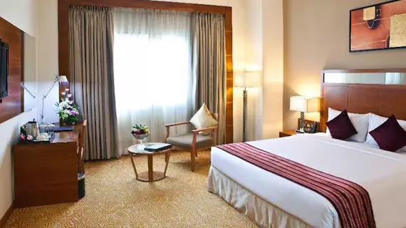 Landmark Grand Hotel | Dubai - Deira