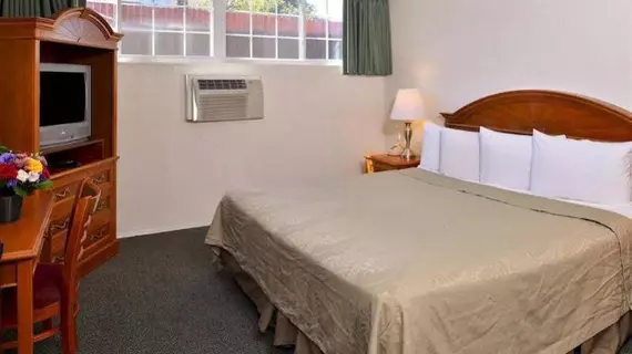 Americas Best Value Inn Loma Lodge - Extended Stay/Weekly Rates Available | Kaliforniya - San Diego County - San Diego Sahili