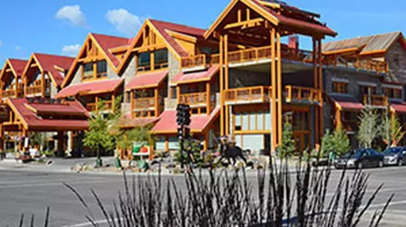 Moose Hotel & Suites (Superior/ Room Only) | Alberta - Banff