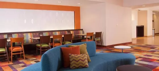 Fairfield Inn Greenville Spartanburg Airport | Güney Karolayna - Greenville - Spartanburg (ve civarı) - Greenville