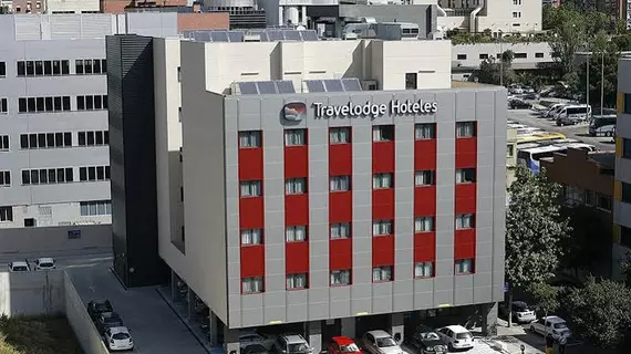 Travelodge Madrid Alcalá | Madrid Özerk Topluluğu - Madrid (ve civarı) - Madrid