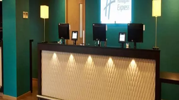 Holiday Inn Express Manchester Airport | Manchester (ve civarı) - Trafford - Altrincham