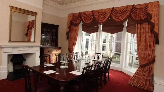 Farington Lodge Hotel | Lancashire (kontluk) - Leyland - Farington