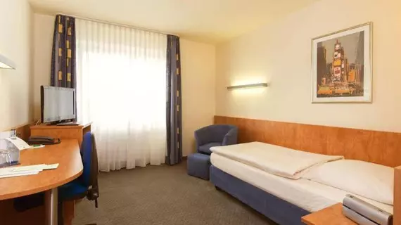 Hotel Am Moosfeld | Bavyera - Münih (ve civarı) - Trudering-Riem