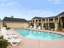 Country Hearth Inn and Suites | Louisiana - Bossier Parish - Shreveport (ve civarı) - Bossier City