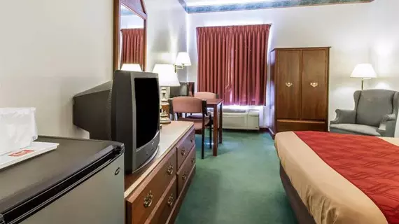 Econo Lodge Cadiz | Kentucky - Hopkinsville (ve civarı) - Cadiz