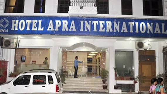 Hotel Apra International | Batı Delhi - Ulusal Eyalet Başkenti Delhi - Delhi (ve civarı) - Yeni Delhi - Karol Bagh