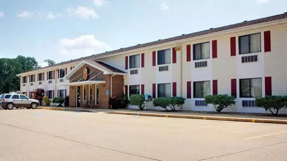 Super 8 Motel - West Plains | Missouri - West Plains (ve civarı) - West Plains