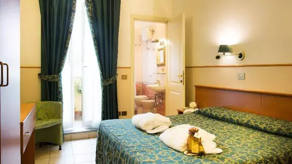 Hotel Montreal | Toskana - Floransa (il) - Floransa - Porta al Prato - Santa Maria Novella