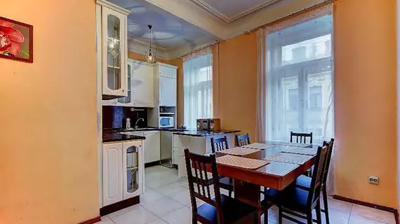 Stn Apartments On Rubinsteina St | Leningrad Bölgesi - St. Petersburg (ve civarı) - St. Petersburg - Tsentralny