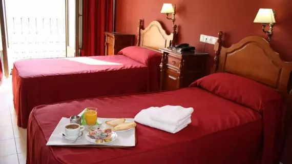 Hotel Marisa | Andalucia - (vilayet) Cordoba (Kurtuba) - Cordoba - Distrito Centro