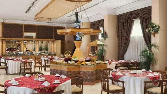 Ramada Kuwait Hotel | Kuwait (şehir) (ve civarı) - Kuwait City