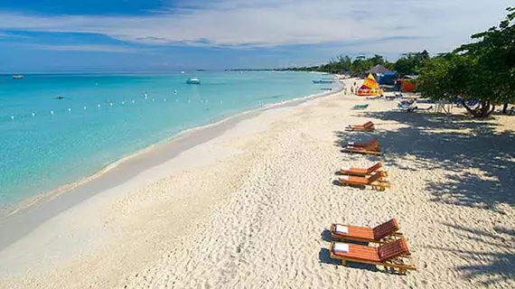 Grand Pineapple Beach Negril - All Inclusive | Westmoreland - Negril (ve civarı) - Negril