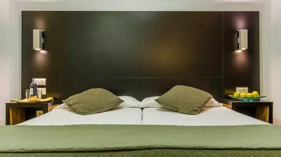 Hotel Alcover | Andalucia - Granada (il) - Granada - Granada City Center