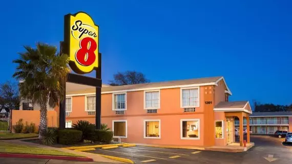 Super 8 Austin/Downtown/Capitol Area | Teksas - Austin (ve civarı) - Austin - East Austin