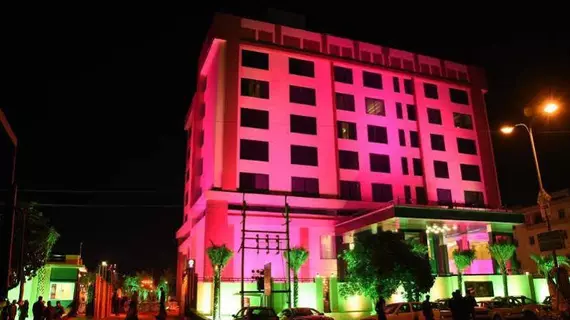 Clarion Inn Jaipur | Racastan - Jaipur Bölgesi - Amer - Kukas