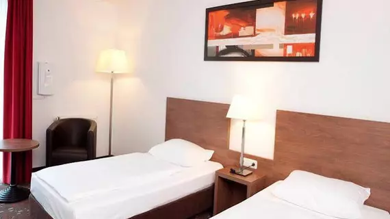 Quality Hotel Erlangen | Bavyera - Orta Franconia