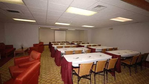 Best Western Plus Danbury/Bethel | Connecticut - Danbury (ve civarı) - Bethel