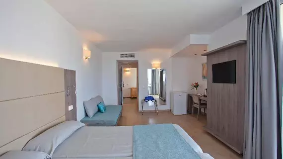 Aparthotel Playa Dorada | Balearic Adaları - Mayorka Adası - Manacor - S'illot