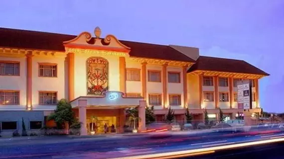 Hotel New Saphir Yogyakarta | Yogyakarta Özel Bölgesi - Yogyakarta (ve civarı) - Yogyakarta - Kotabaru - Gondokusuman